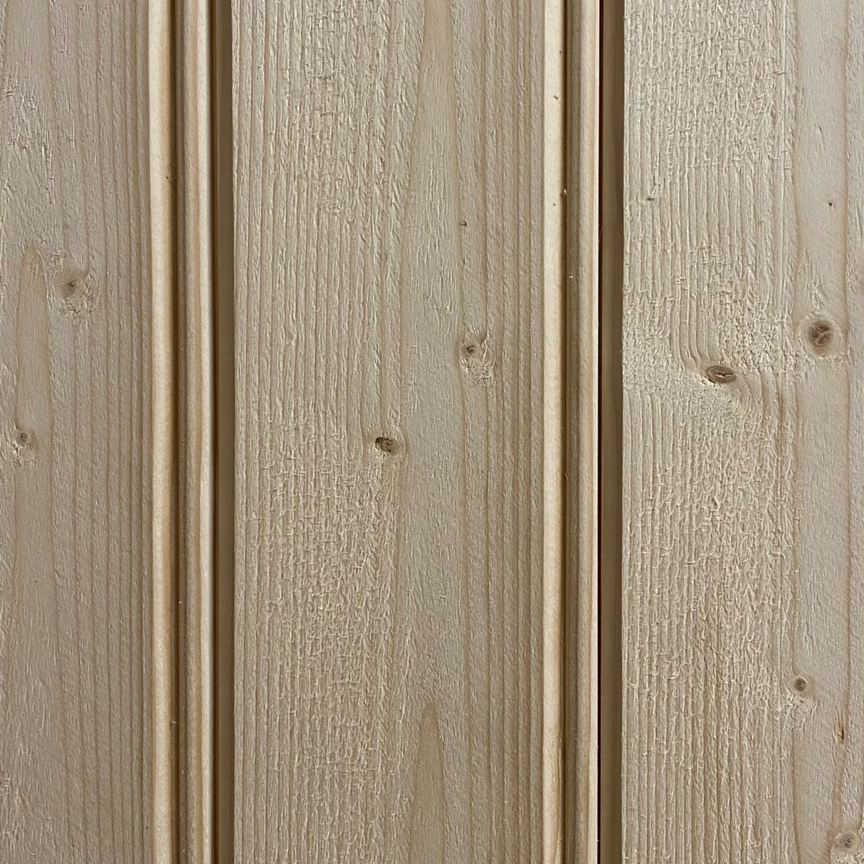 Pärlspont 22x120mm, gran, finsågad