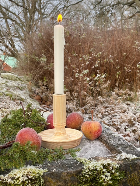 Handsvarvad nattljusstake